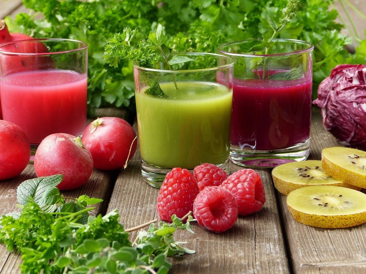 Apprendre à faire un smoothie énergisant avec des fruits de saison
