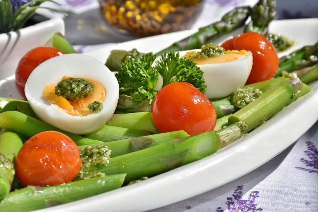 Cuisiner une salade estivale pleine de fraîcheur et de couleurs