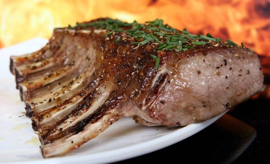 Le jarret de porc au four, un classique de la cuisine généreuse